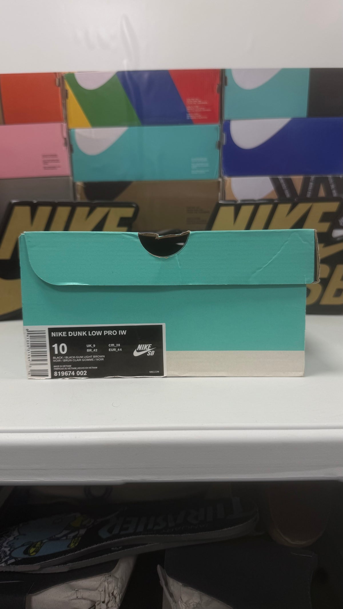 ISHOD BLACK GUM UK 9 2016