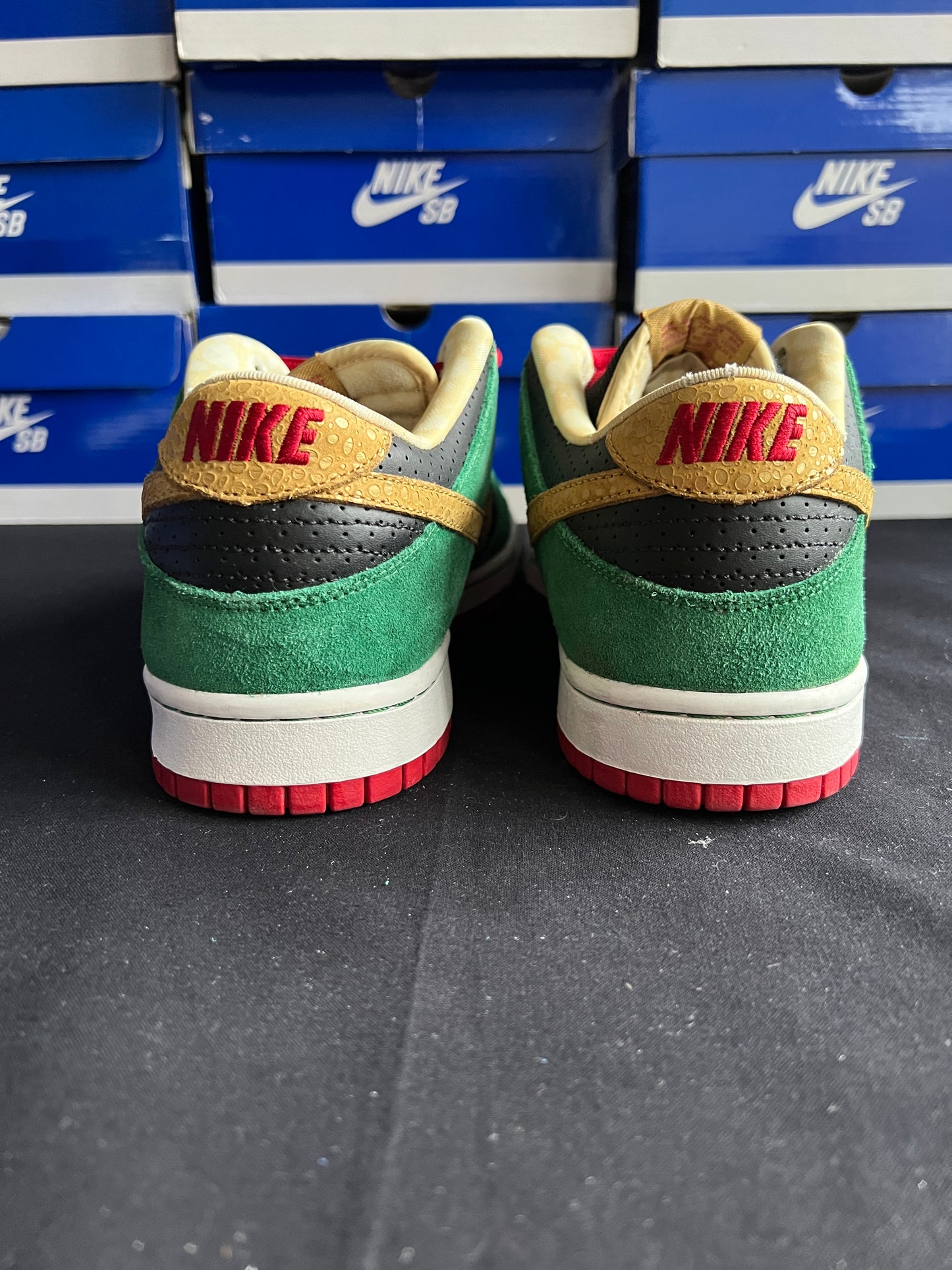 MILLER HIGH LIFE UK 9 2010