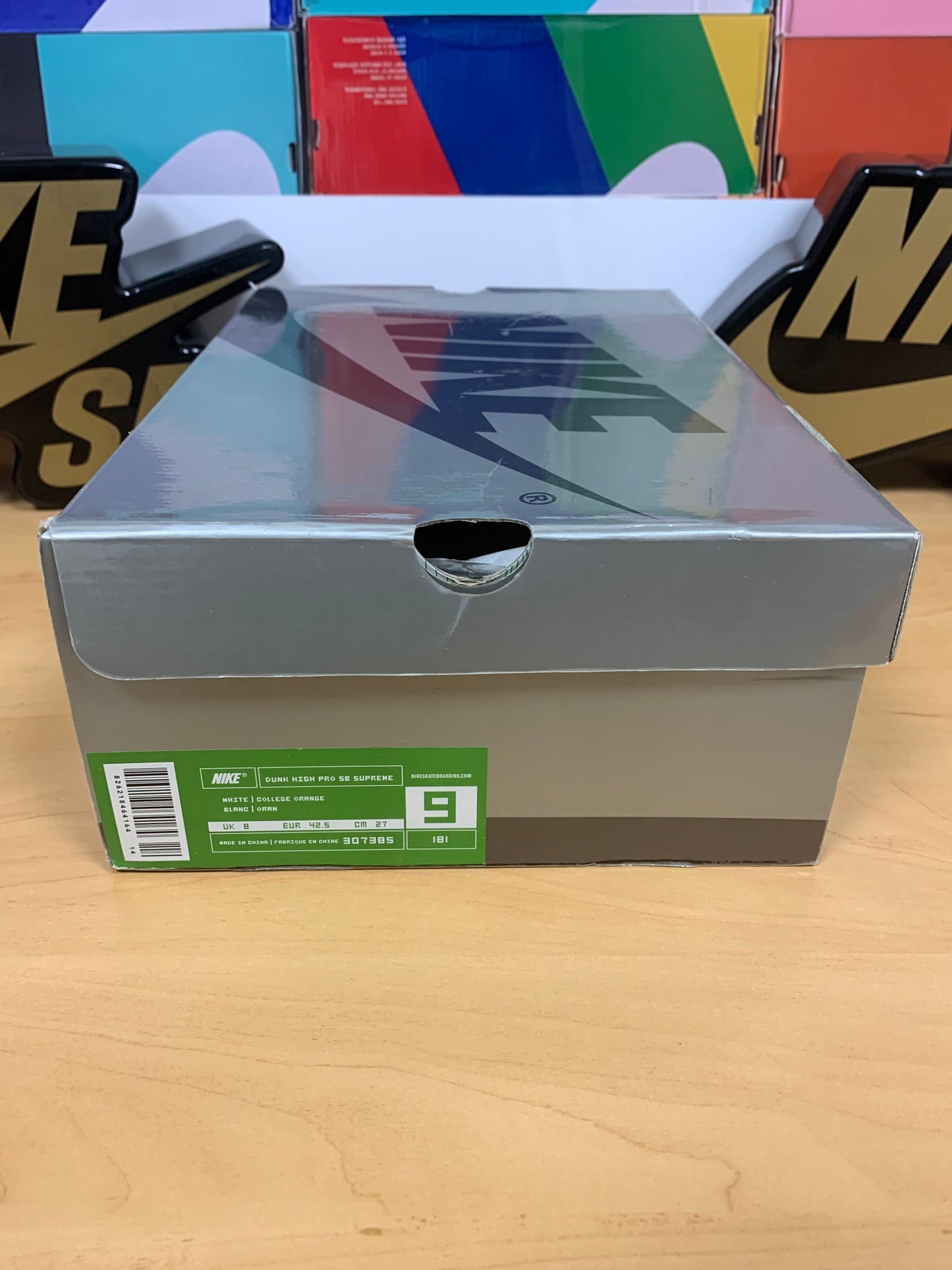 SUPREME HIGH STARS ORANGE UK 8 2003