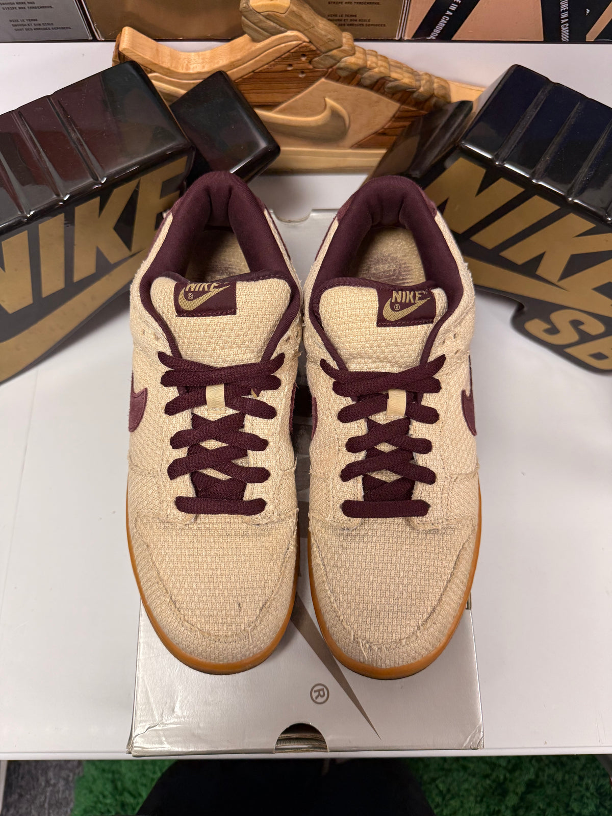 MAHOGANY HEMP UK10 2004