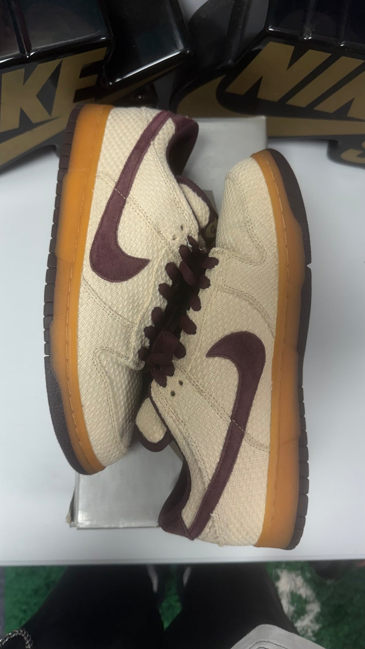 MAHOGANY HEMP UK 9 2003