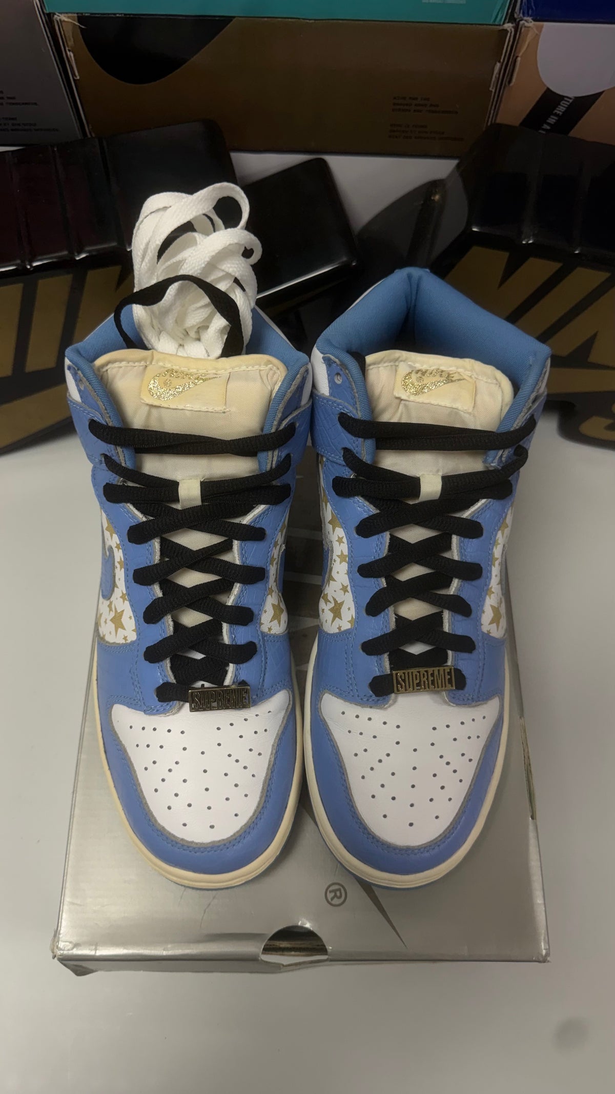 SUPREME STARS HIGH BLUE UK 7.5 2003