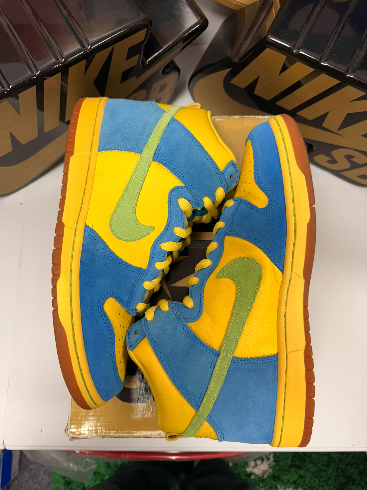 MARGE SIMPSON UK 8 2007