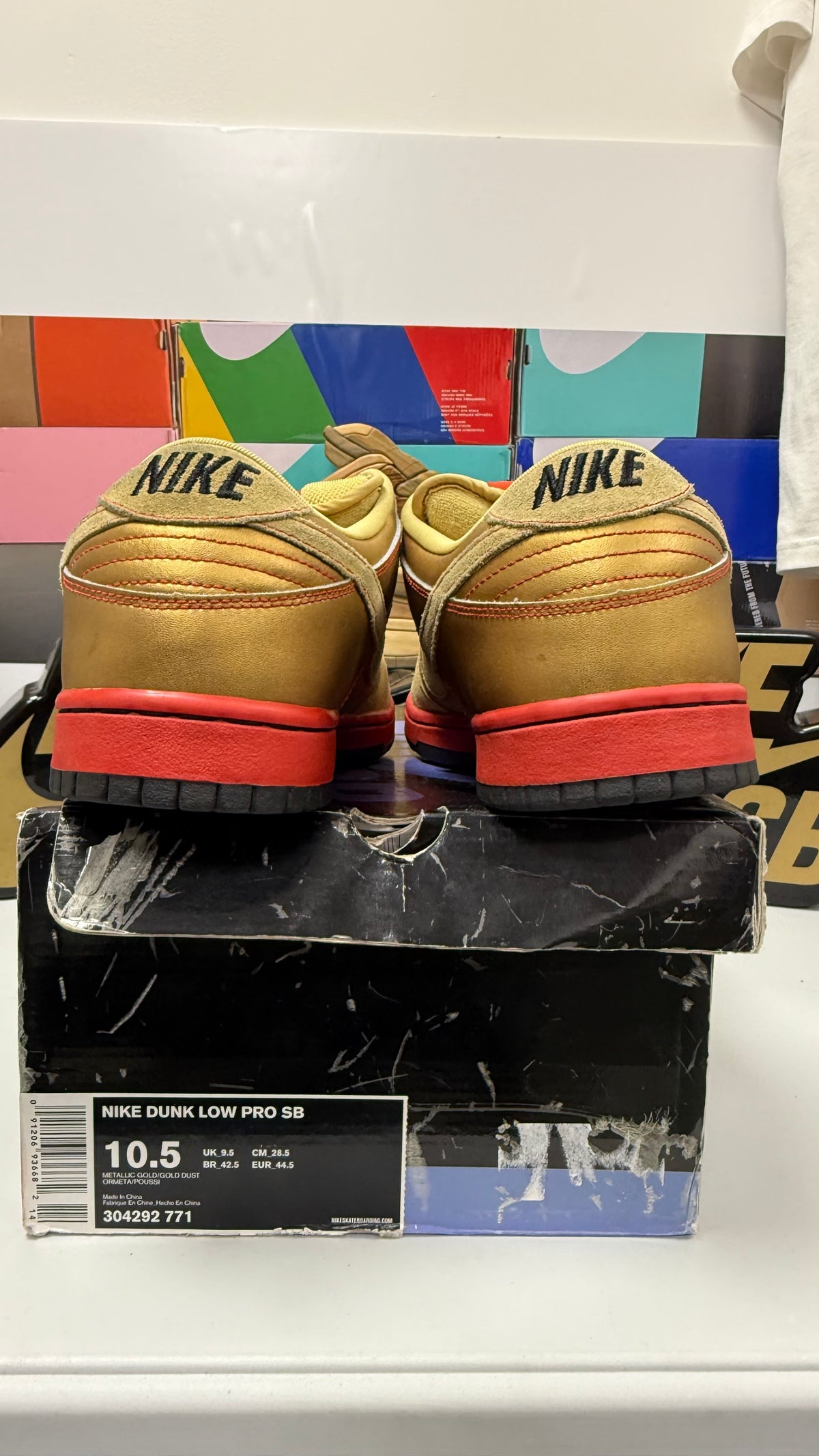 MONEY CAT LOW UK 9.5 2006