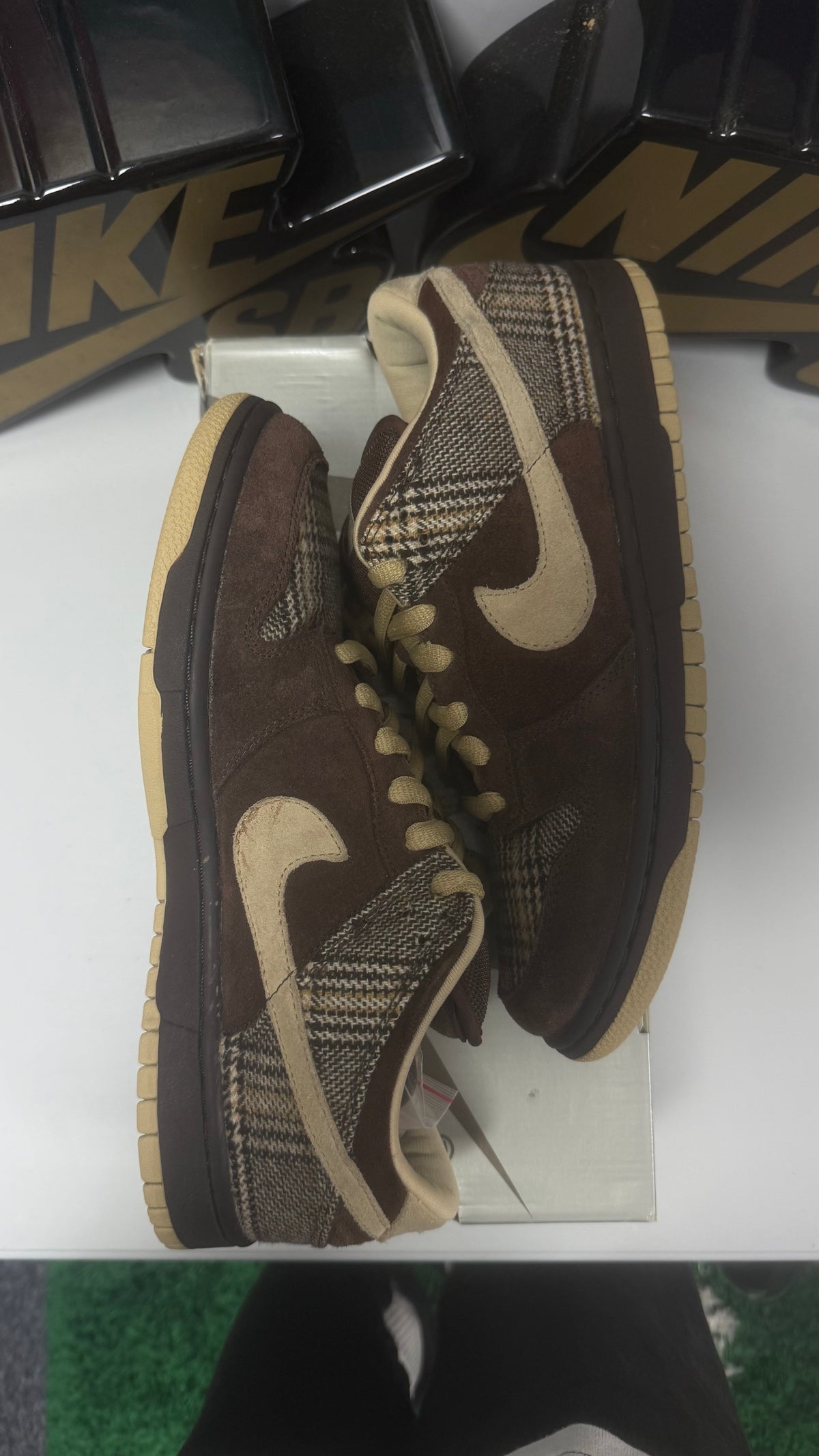 TWEED LOW UK 9 2004