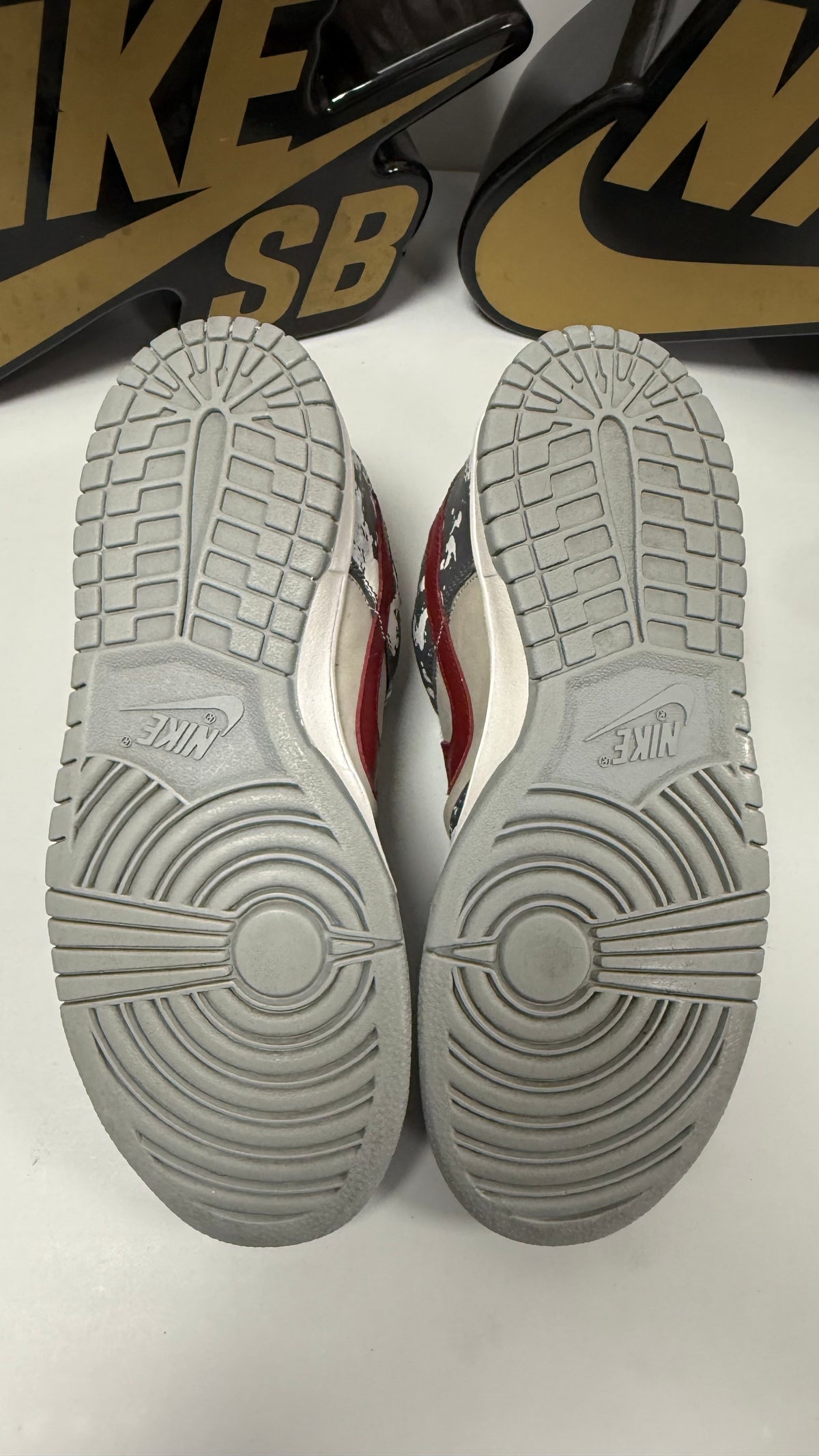 SALE SPLATTER UK 8 2002
