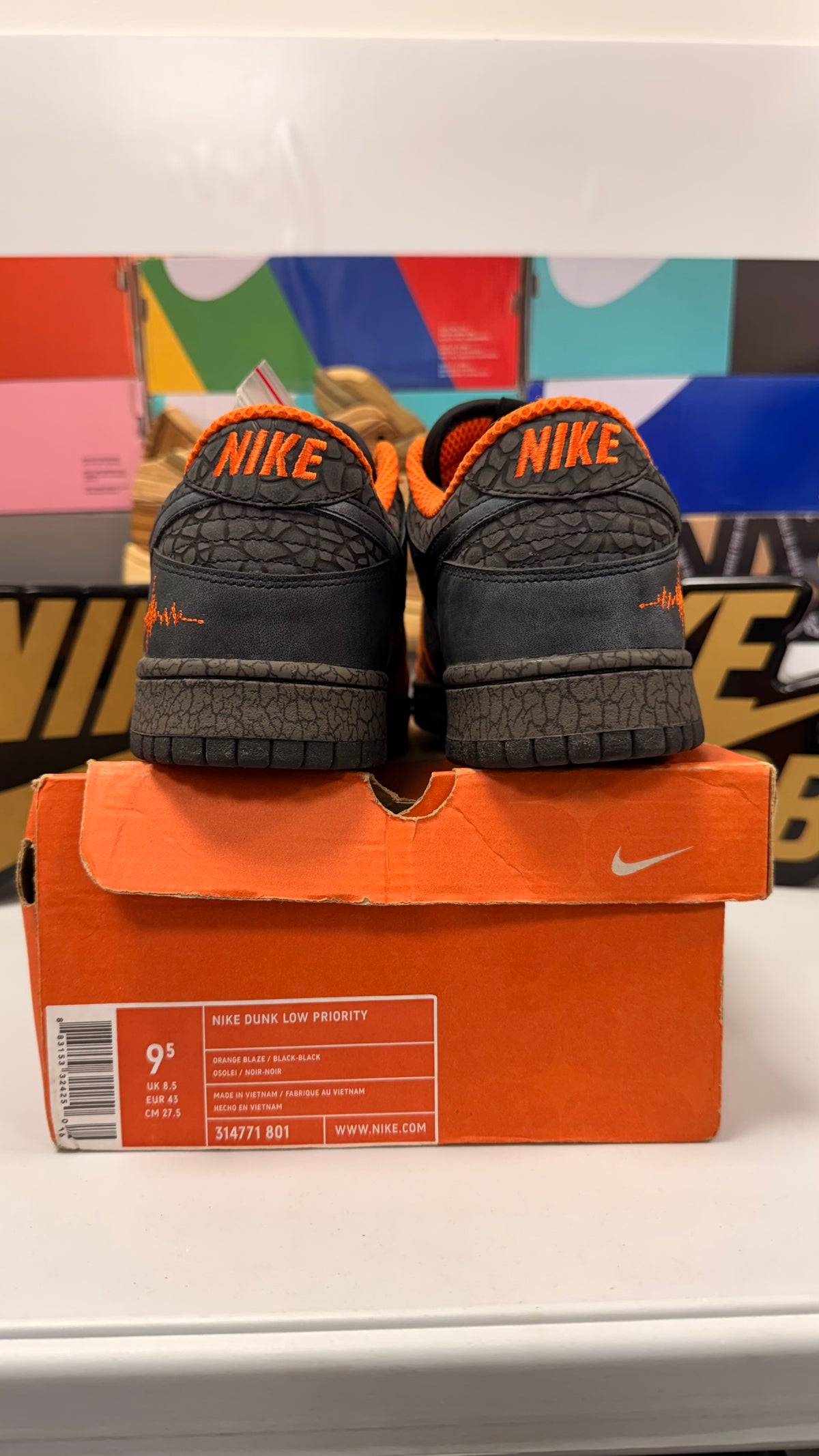 HUFQUAKE UK 8.5 2006