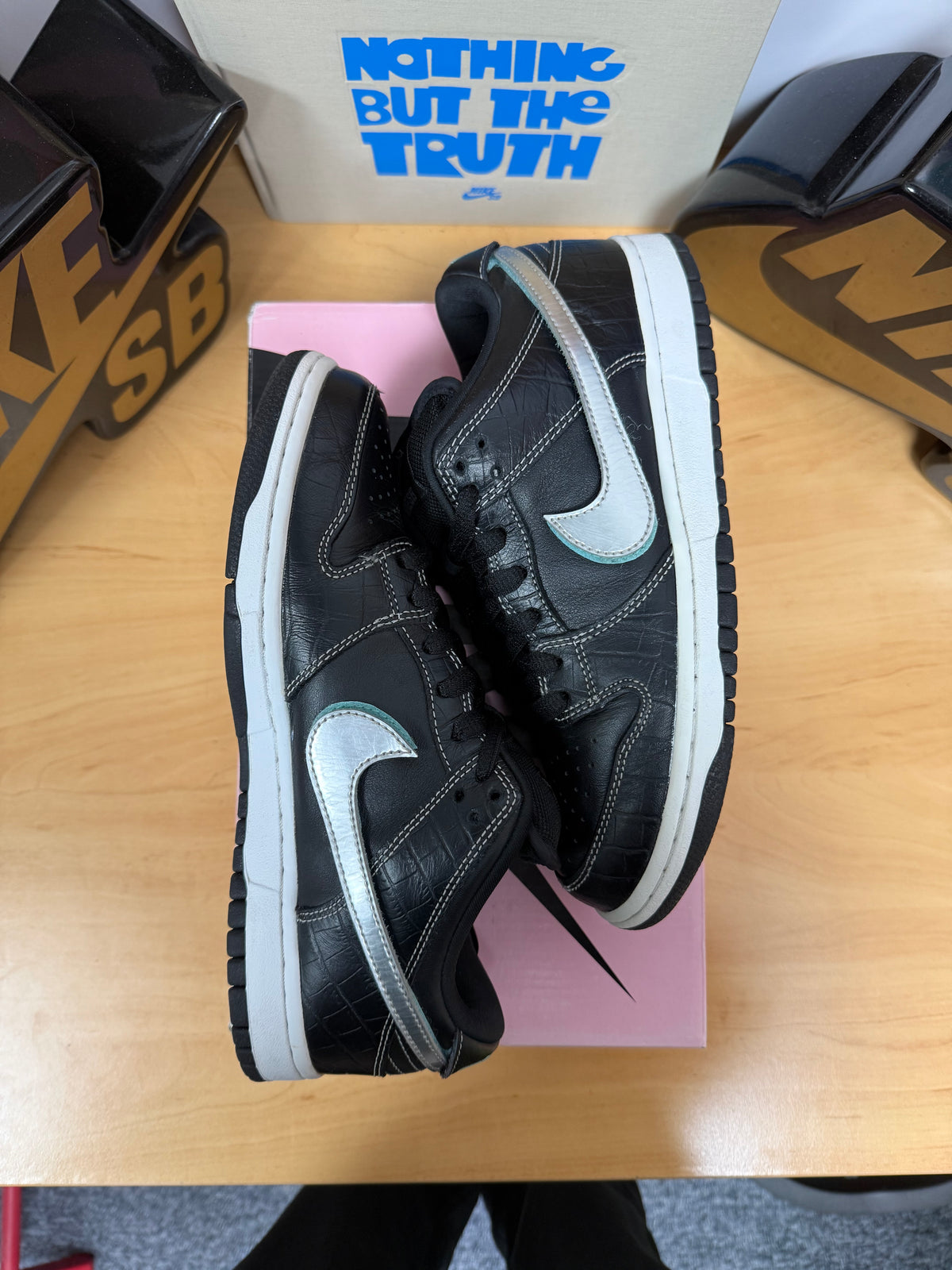 TIFFANY DIAMOND BLACK UK 6.5 2018
