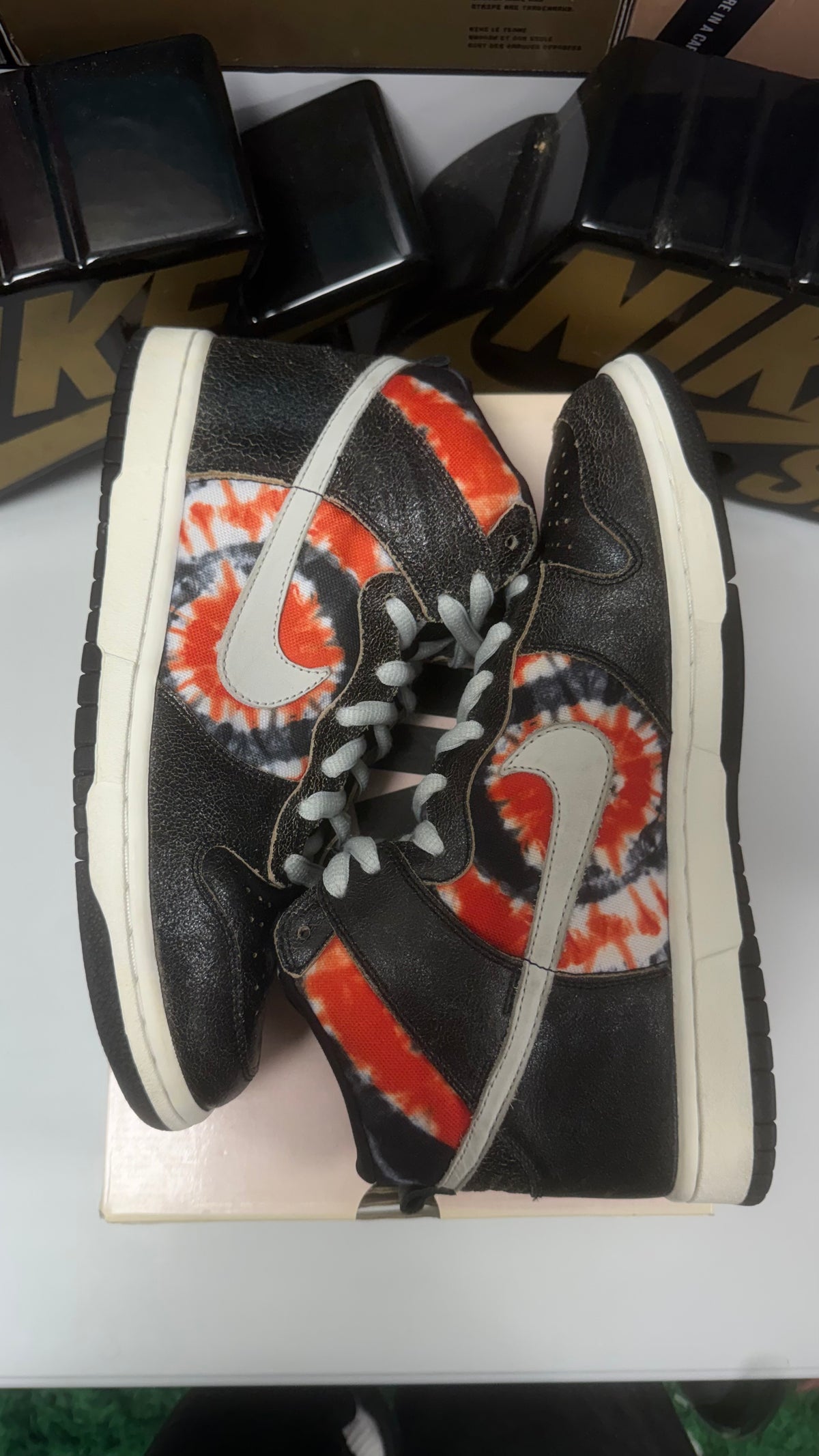HUF UK 9 2005