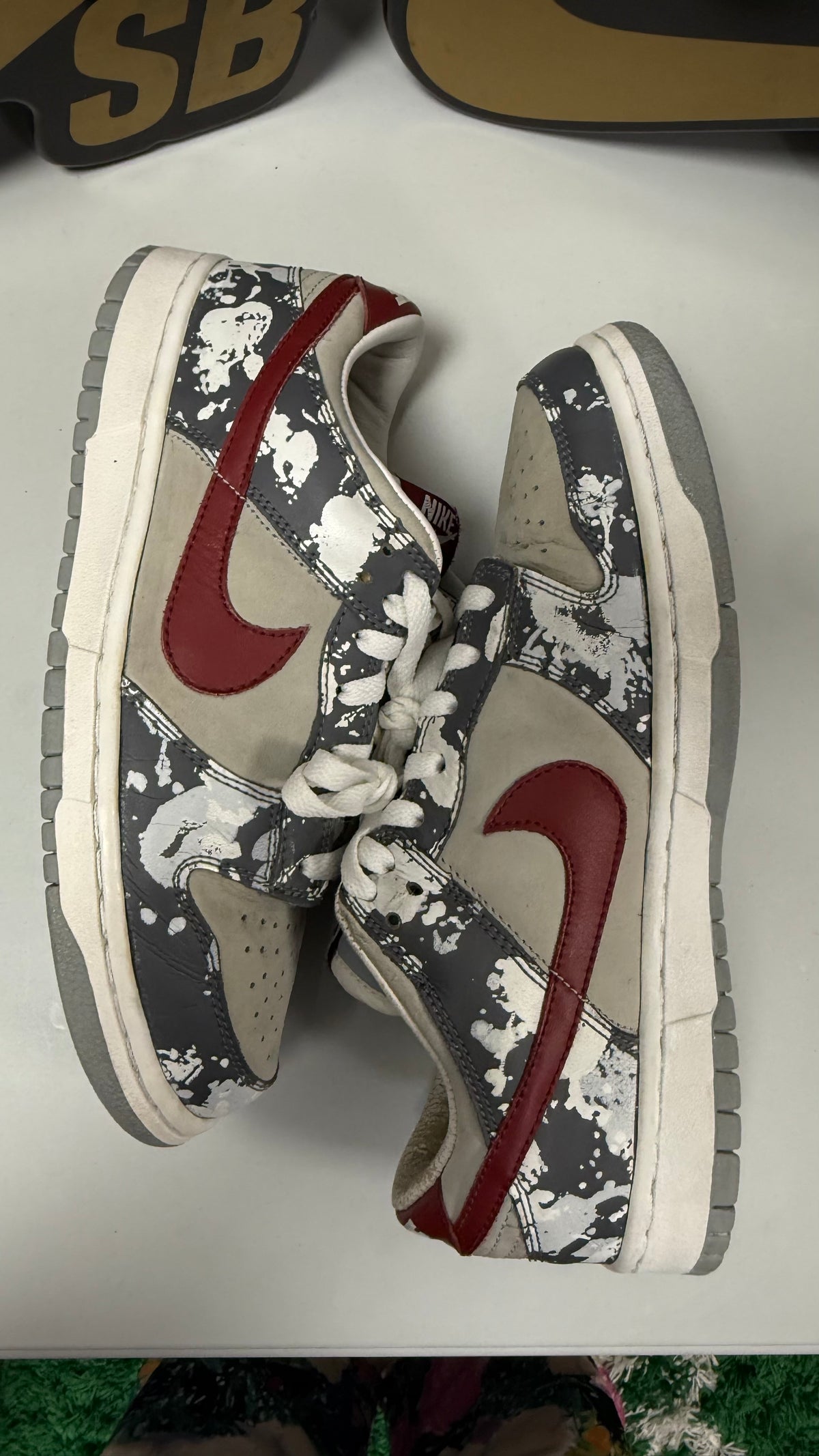 SALE SPLATTER UK 8 2002