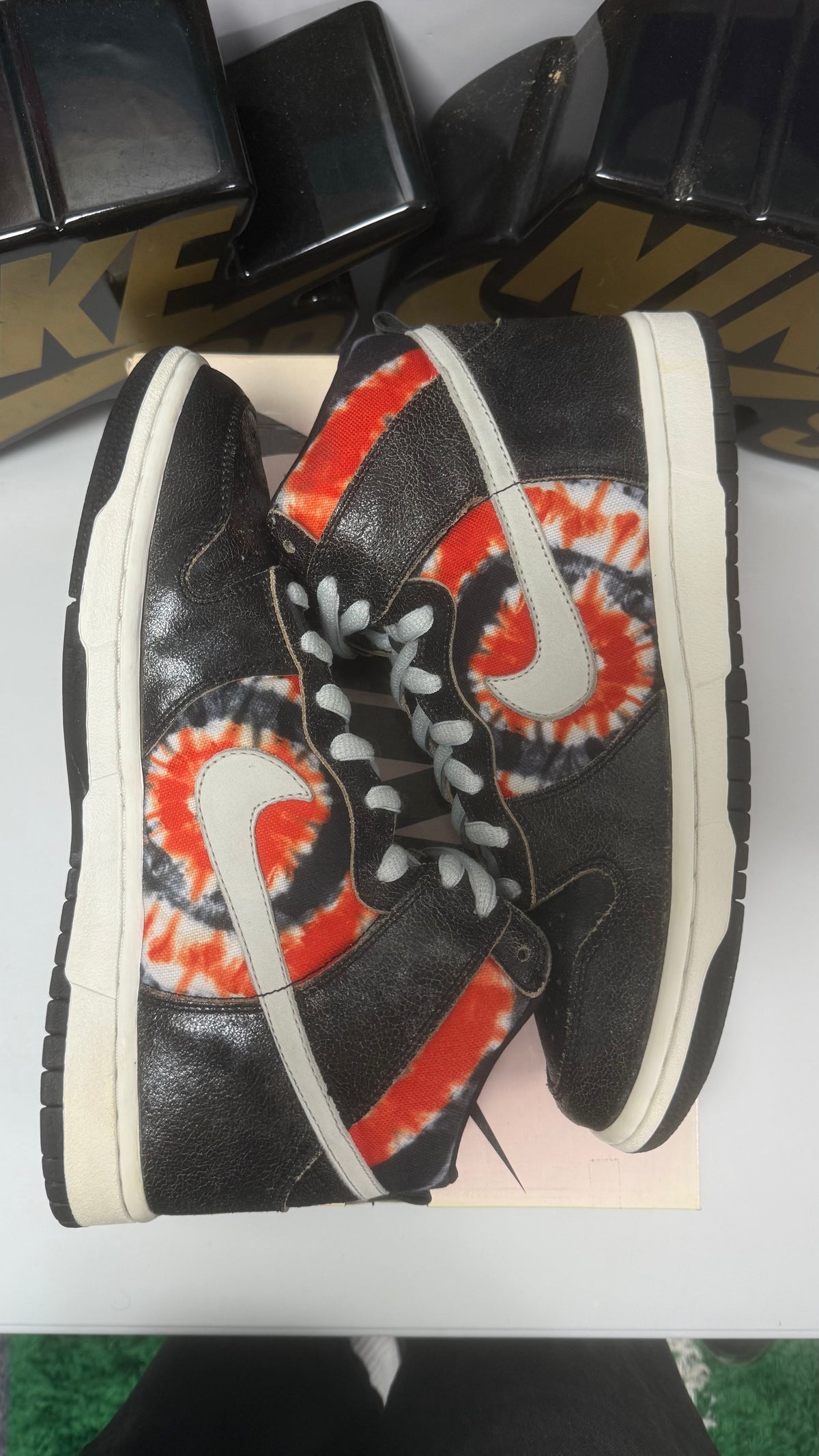 HUF UK 9 2005