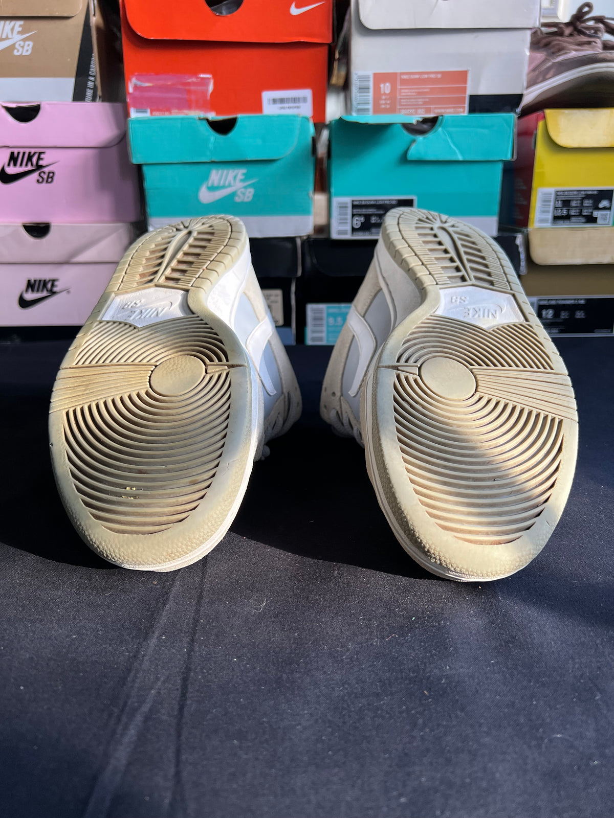 SOLD SUMMIT WHITE WOLF GREY UK 9 2018
